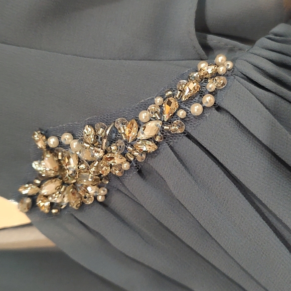 Oleg Cassini formal dress - Picture 5 of 11